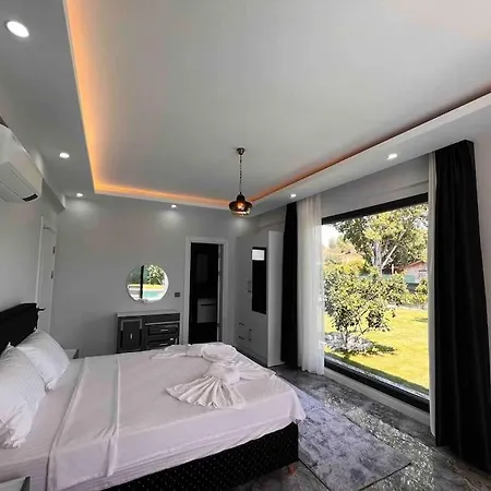 Ege 1 Hotell 4*